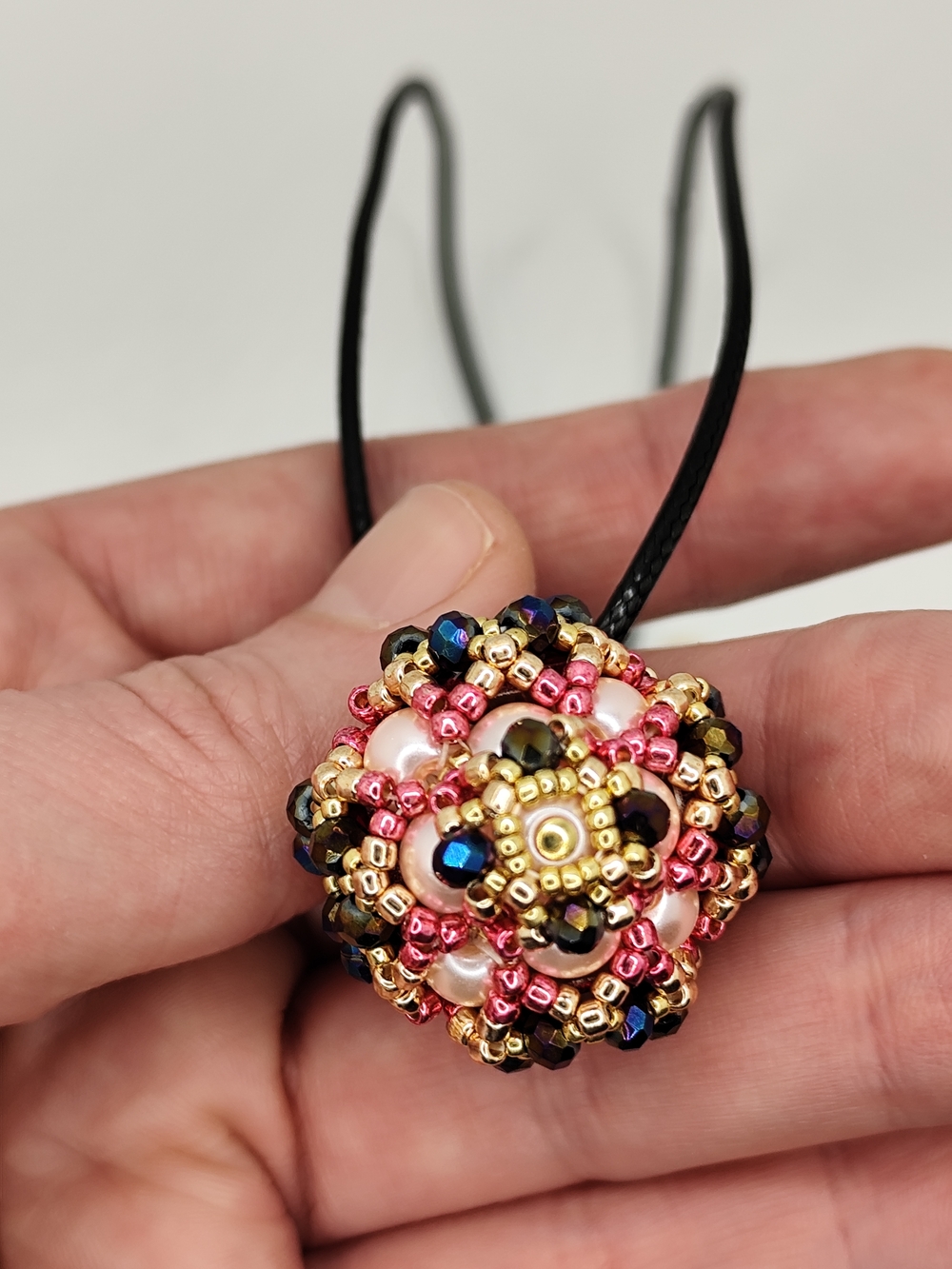 Handmade Pink and Gold Crystal Bead Pendant Necklace - Picture 6 of 8